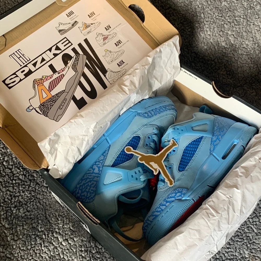 Air Jordan Spizike Low Blue Sneakers - Picture 8 of 8